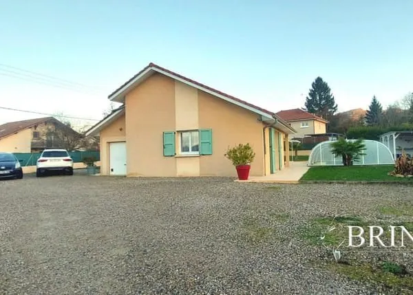 Maison 8 pièces 131 m²