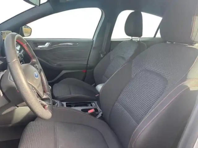 Ford Focus 1.0 ecoboost 125ch st-line 96g — photo 7