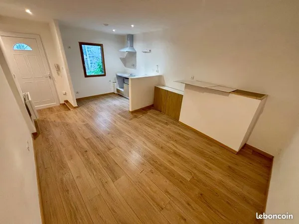 Appartement T2 40m2 centre ville AURILLAC
