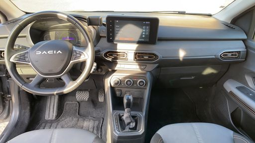 Dacia Jogger 1.6 140 Hybrid EDC - Extreme – 2023 – 44112 km – Hybride essence – Boîte Automatique — photo 37