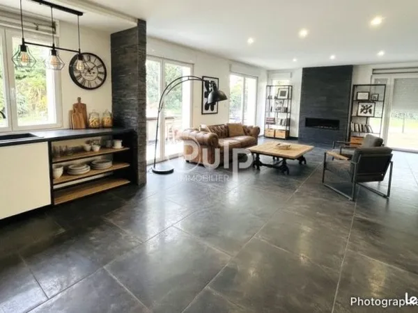 Maison 5 pièces 140 m²