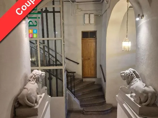 Appartement 4 pièces 181 m²