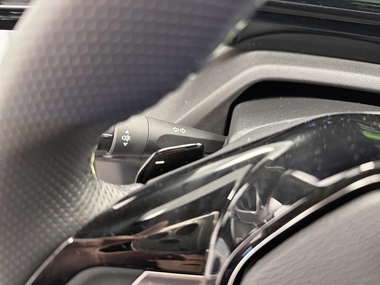 Peugeot 408 hybrid 136 e-dcs6 gt — photo 18