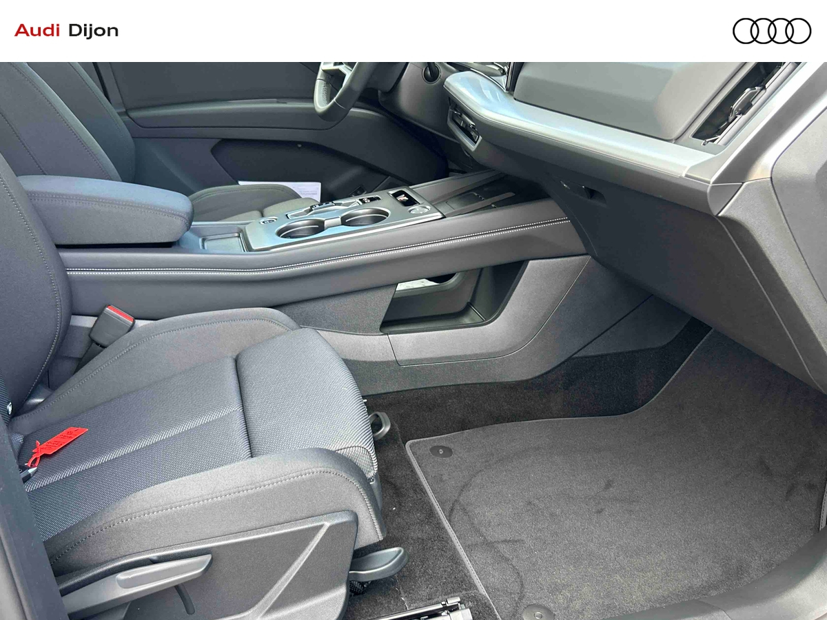 Audi Q4 SUV e-tron Performance Pack Business — photo 26