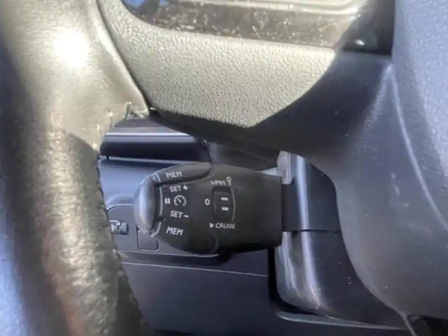 Citroën C3 1.5 bluehdi 100ch s&amp;s shine e6.d — photo 14
