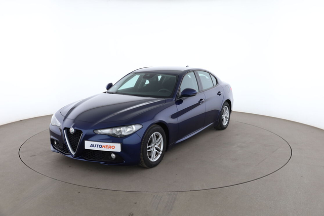 Alfa Romeo Giulia 2.0 TB Giulia AT8