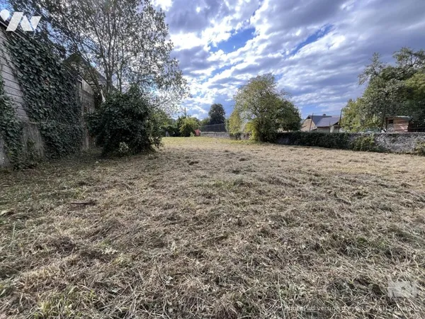 Terrain 564 m²