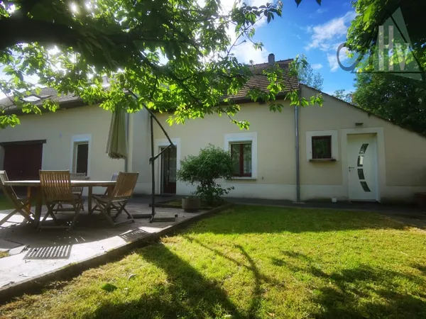 77 - Maison 5 chambres proche Longueville