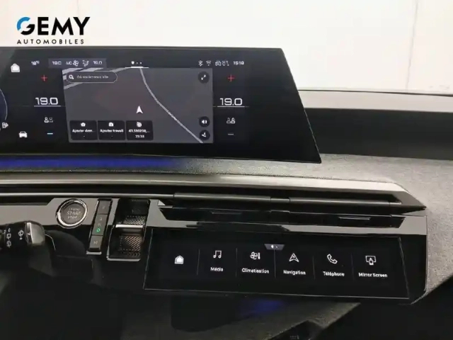 Peugeot 5008 hybrid 136 e-dcs6 — photo 14