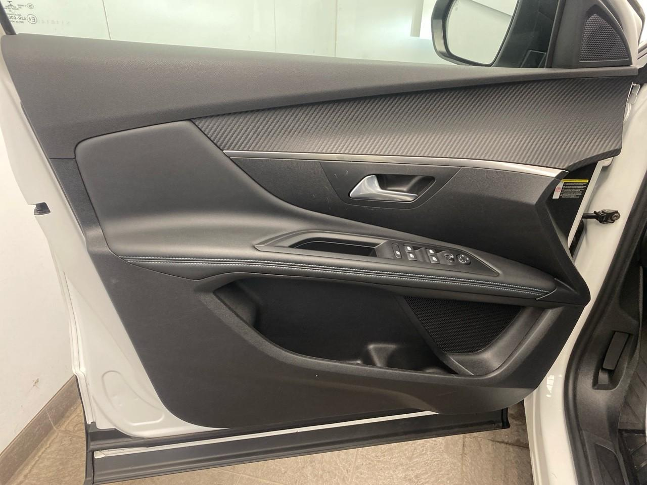 Peugeot 3008 bluehdi 130ch s&s eat8 allure — photo 20