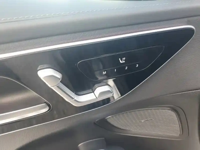 Mercedes Classe C 200 d berline amg lin — photo 12