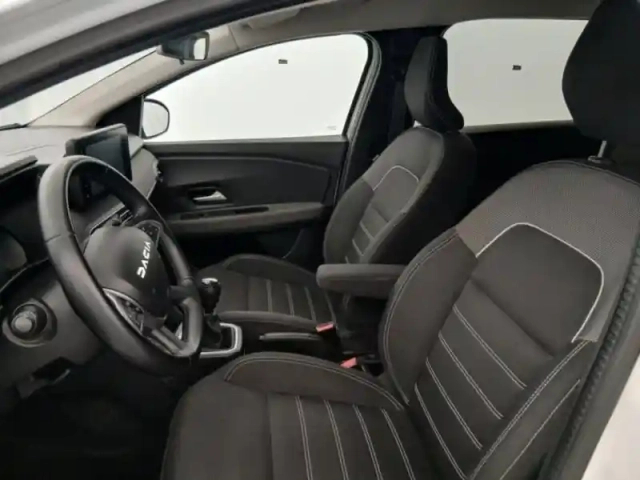 Dacia Jogger 1.0 eco-g 100ch expression 7 places — photo 14