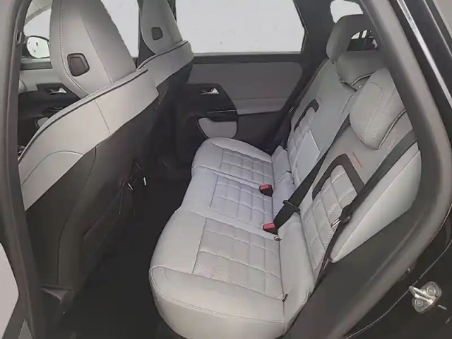 Citroën C5 Aircross hybride 145 ch e-dcs6 — photo 35