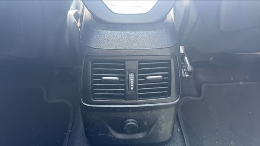 BMW Serie 2 Active Tourer 218d 150 BVA - Lounge – 2015 – 148689 km – Diesel – Boîte Automatique — photo 40