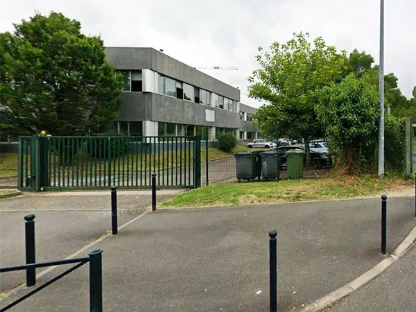 Parking 12 m²