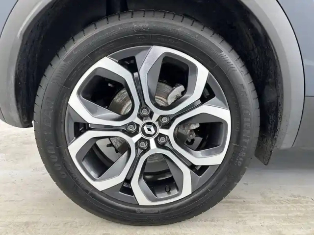 Renault Captur e-tech plug-in 160 - 21 — photo 46