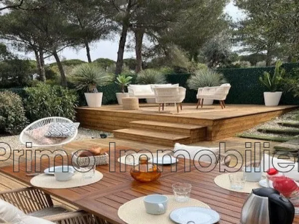 Gassin - Mazet 42 m² (37.80 m² Carrez) à 7 kms de Saint-tropez