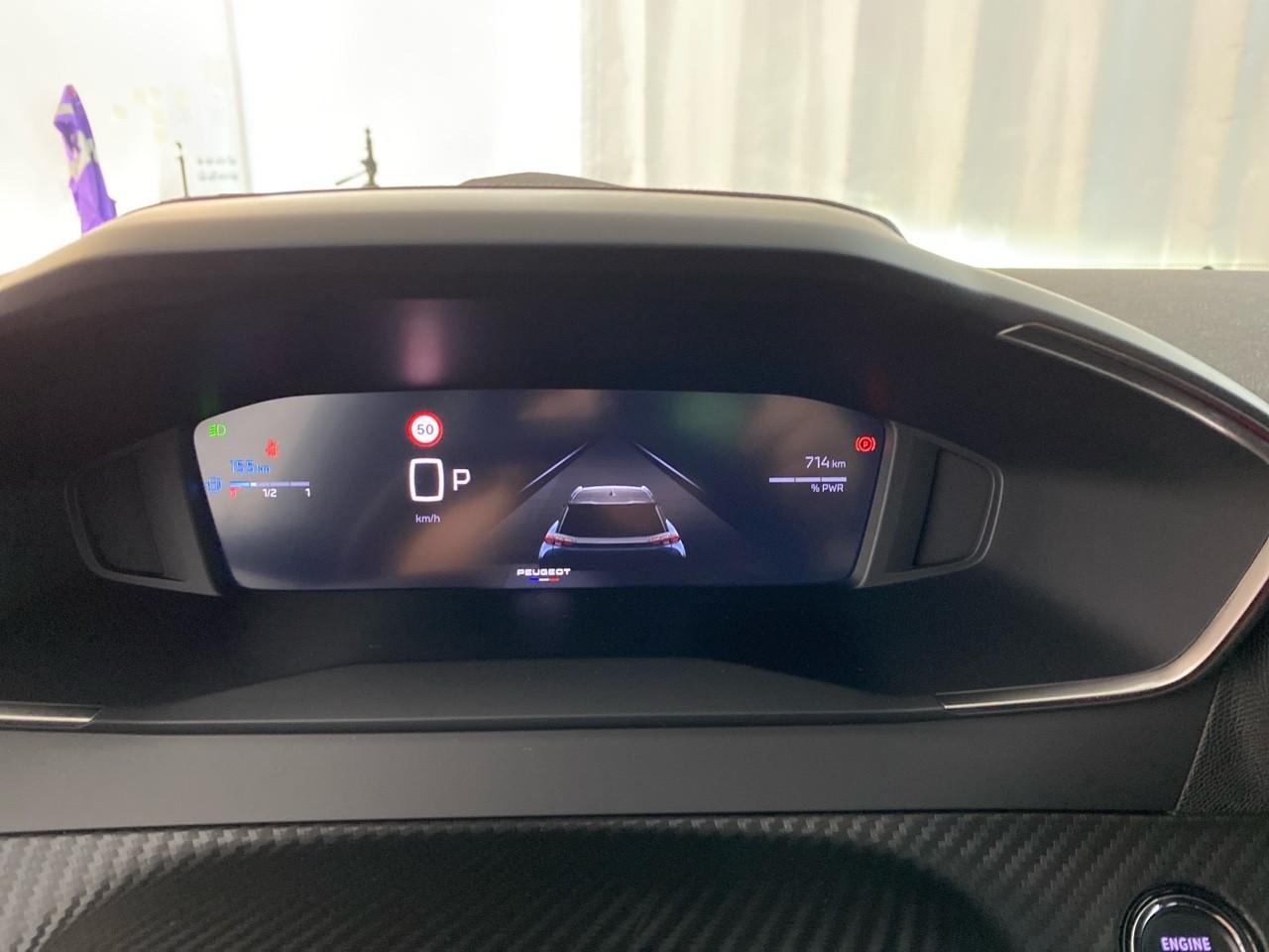 Peugeot 2008 hybrid 145 ch e-dcs6 allure — photo 13