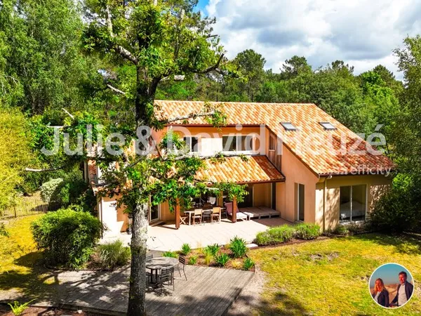 Maison 7 pièces 180 m²