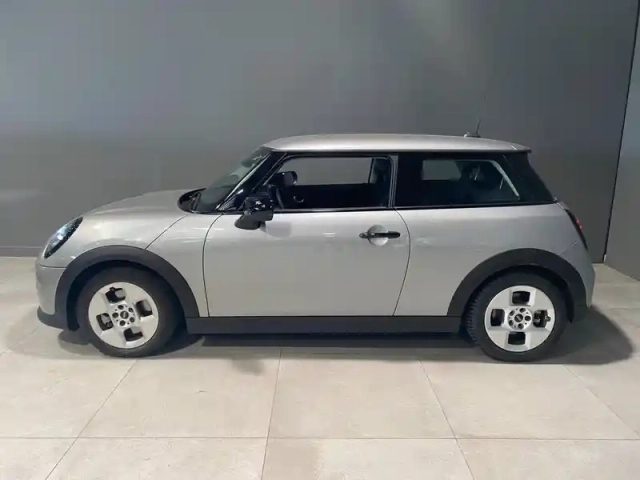Mini Cooper 3 portes c 156ch essential dkg7 — photo 5