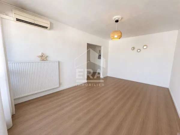 PAU : LOCATION - Joli T2 de 42 m² avec balcon et parking