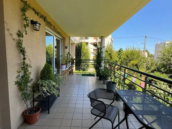 Appartement T4 de 115 m2 à louer Ferney Centre