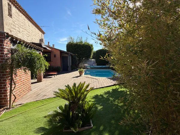 Villa 4 chambres-piscine-quartier Gazagnepas / Horteneuve
