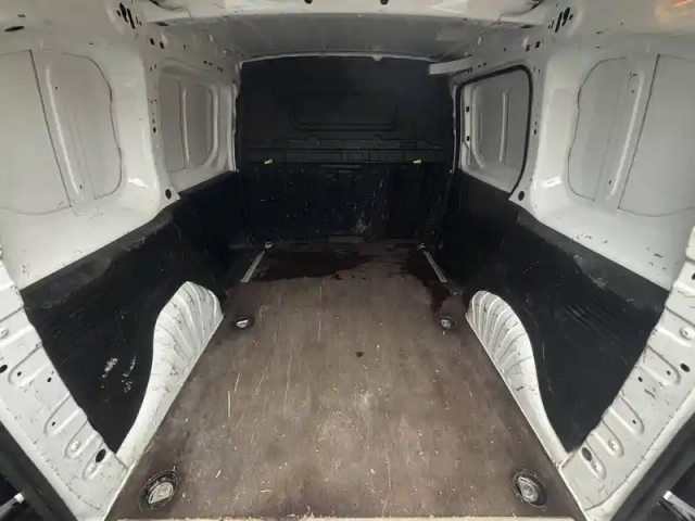 Peugeot Partner fourgon standard 650 kg bluehdi 130 s&amp;s eat8 — photo 6