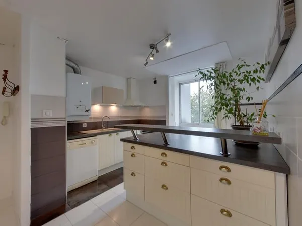 RARE A LA VENTE - APPARTEMENT FAMILIAL