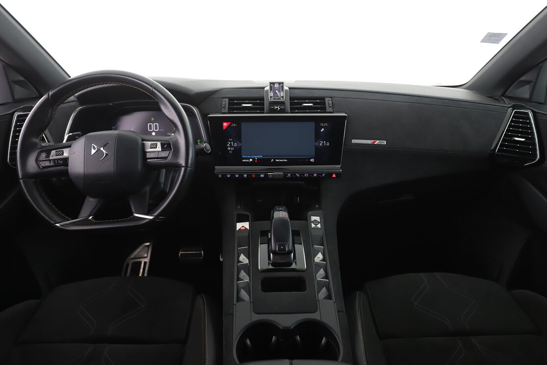DS Automobiles DS7 Crossback 2.0 Blue-HDi Performance Line + Automatique — photo 11