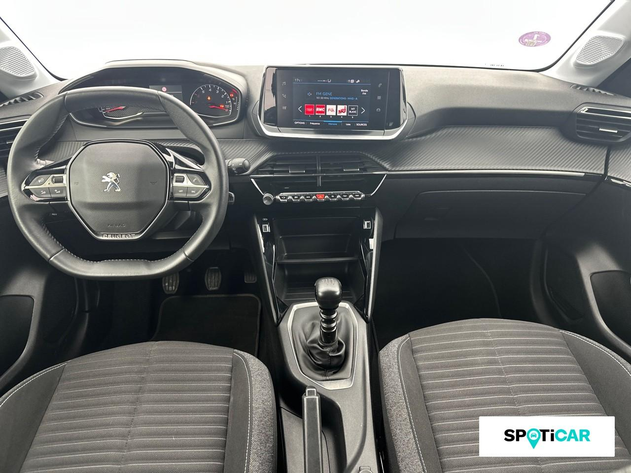 Peugeot 208 1.2 puretech 100ch s&s style 118g — photo 8