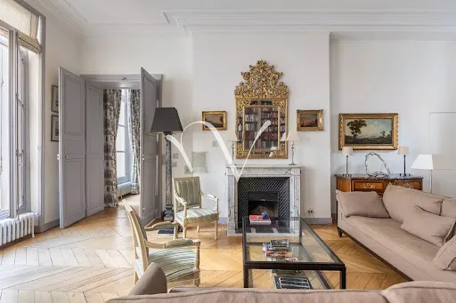 Appartement 5 pièces 148 m²