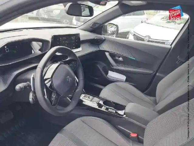 Peugeot 2008 1.5 bluehdi 130ch s&amp;s allure pack eat8 — photo 15