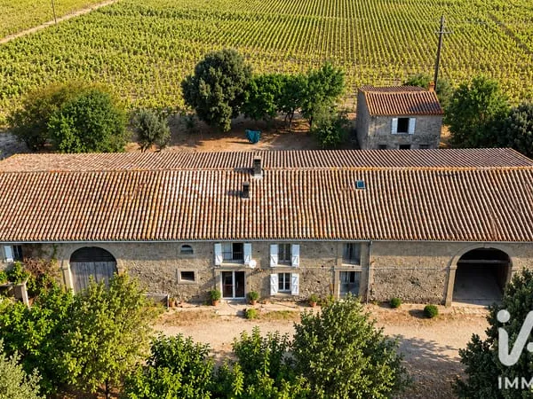 Maison 10 pièces 150 m²
