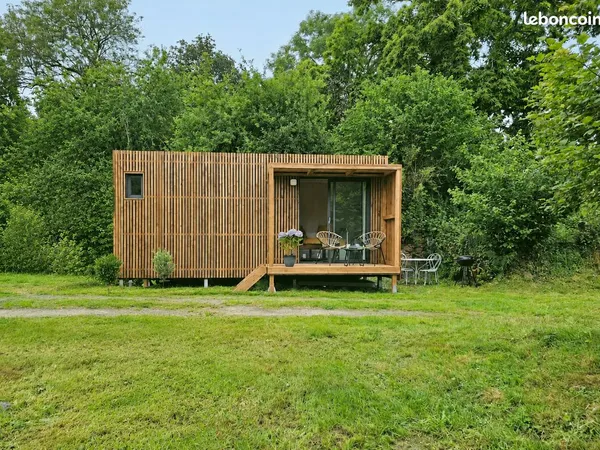 Habitation neuve de 20 m² sur terrain privatif de 1 000 m² - Échourgnac