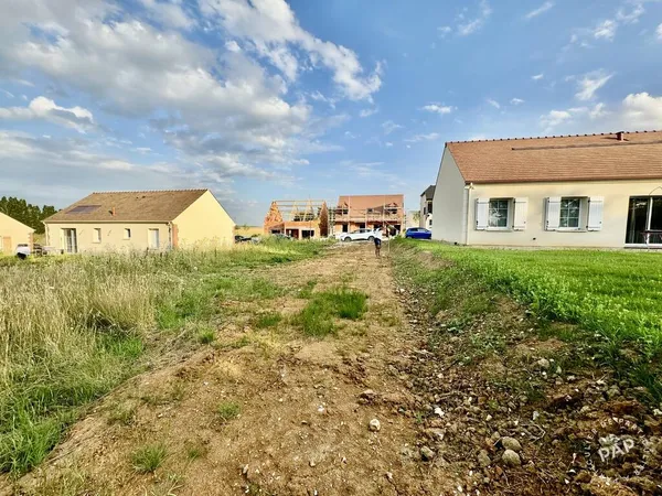 Terrain 475 m²