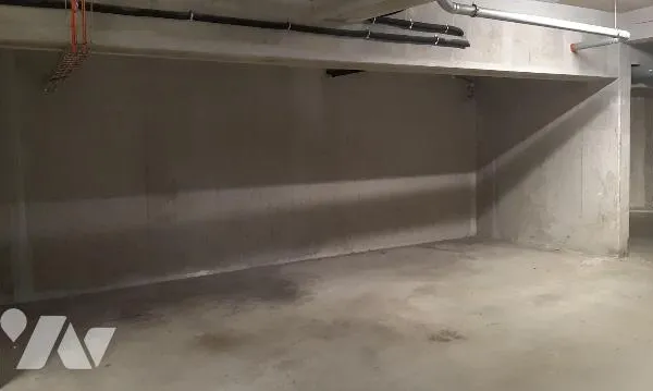 Parking 14 m²