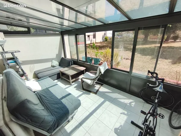 Chambre n°3 de12,4 m² en colocation dans appartement de 84 m²
