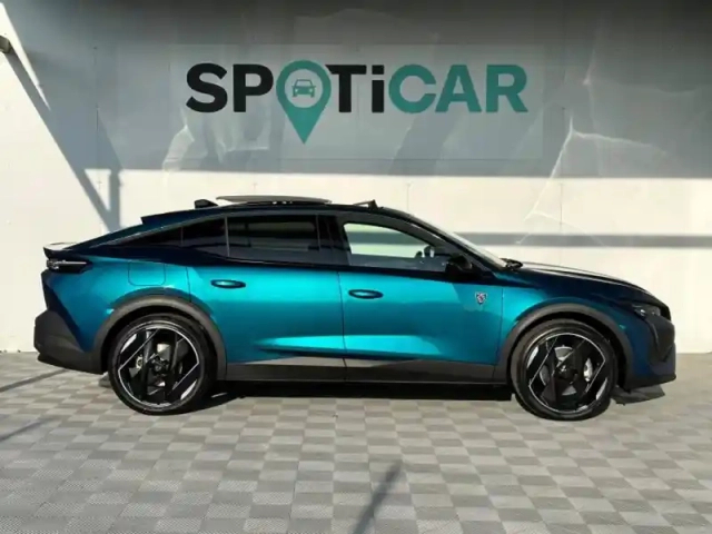 Peugeot 408 phev 225ch gt e-eat8 — photo 4