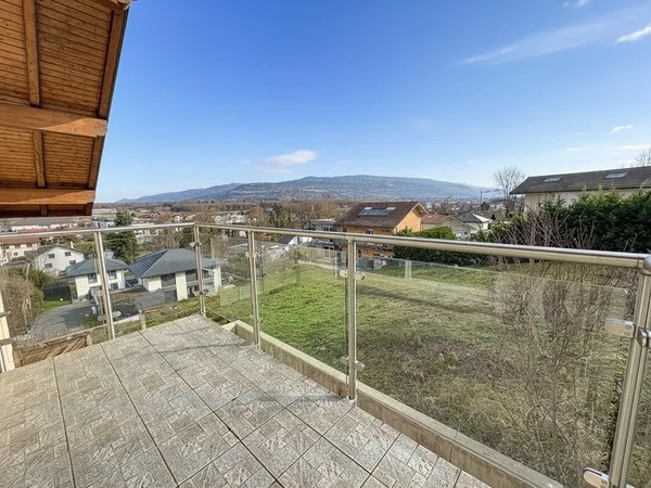 Appartement à vendre 3 pièces VETRAZ MONTHOUX (74)