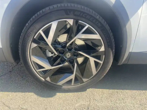 Renault Captur e-tech full hybrid 160 ch