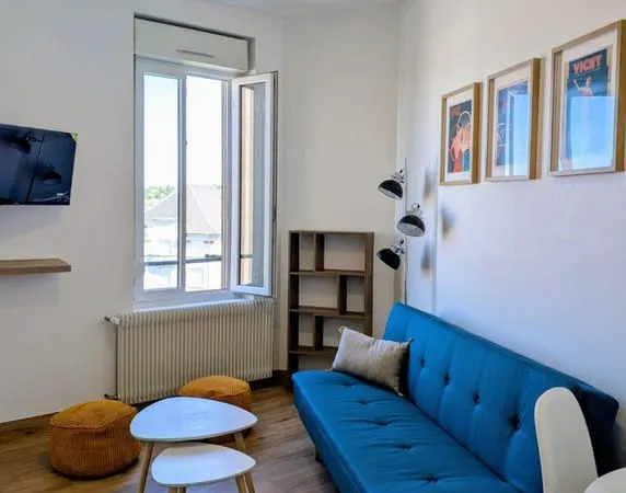 Appartement meublé, lumineux et entièrement rénové