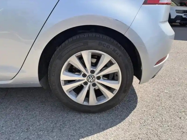 Volkswagen Golf 1.0 tsi 110ch trendline 5p — photo 11