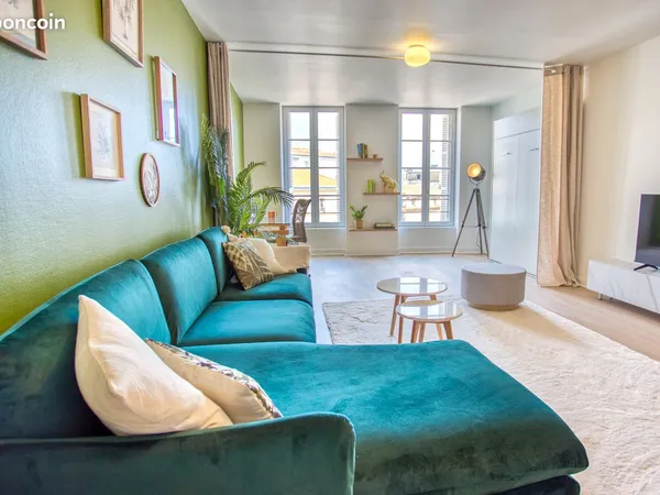 ✨ Coup de coeur en centre-ville : appartement meublé rénové, calme & verdoyant - 680 CC