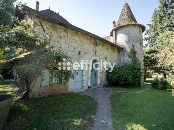 Maison 10 pièces 408 m²