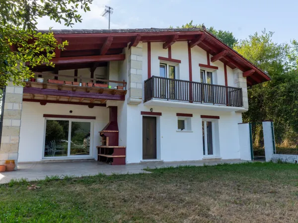 Maison Mitoyenne T5 155m2
