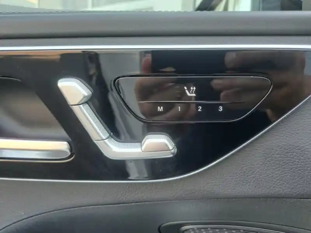 Mercedes Classe C 220 d break amg line — photo 18