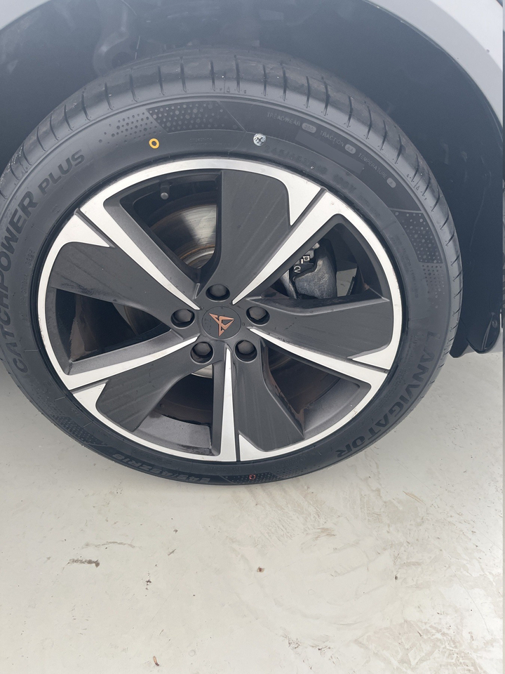 Cupra FORMENTOR — photo 43