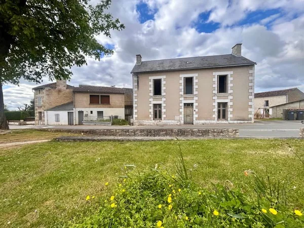 IMMEUBLE DE RAPPORT - MONTAMISE