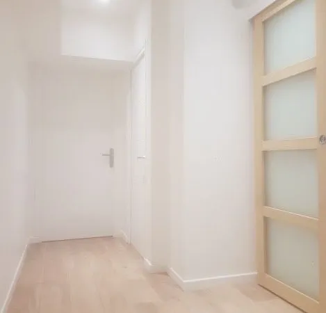 Appartement type T4 Puiseaux hypercentre